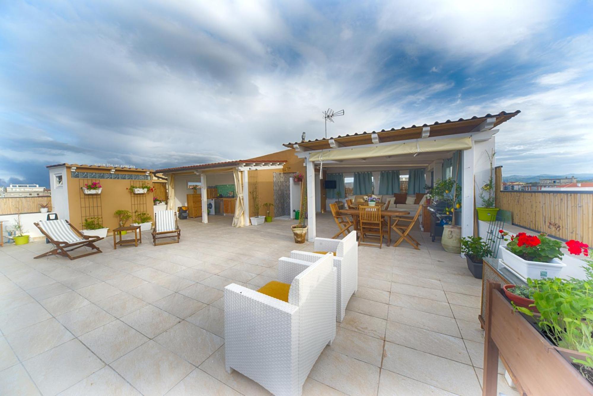 Terrace Rooms Olbia Center ภายนอก รูปภาพ