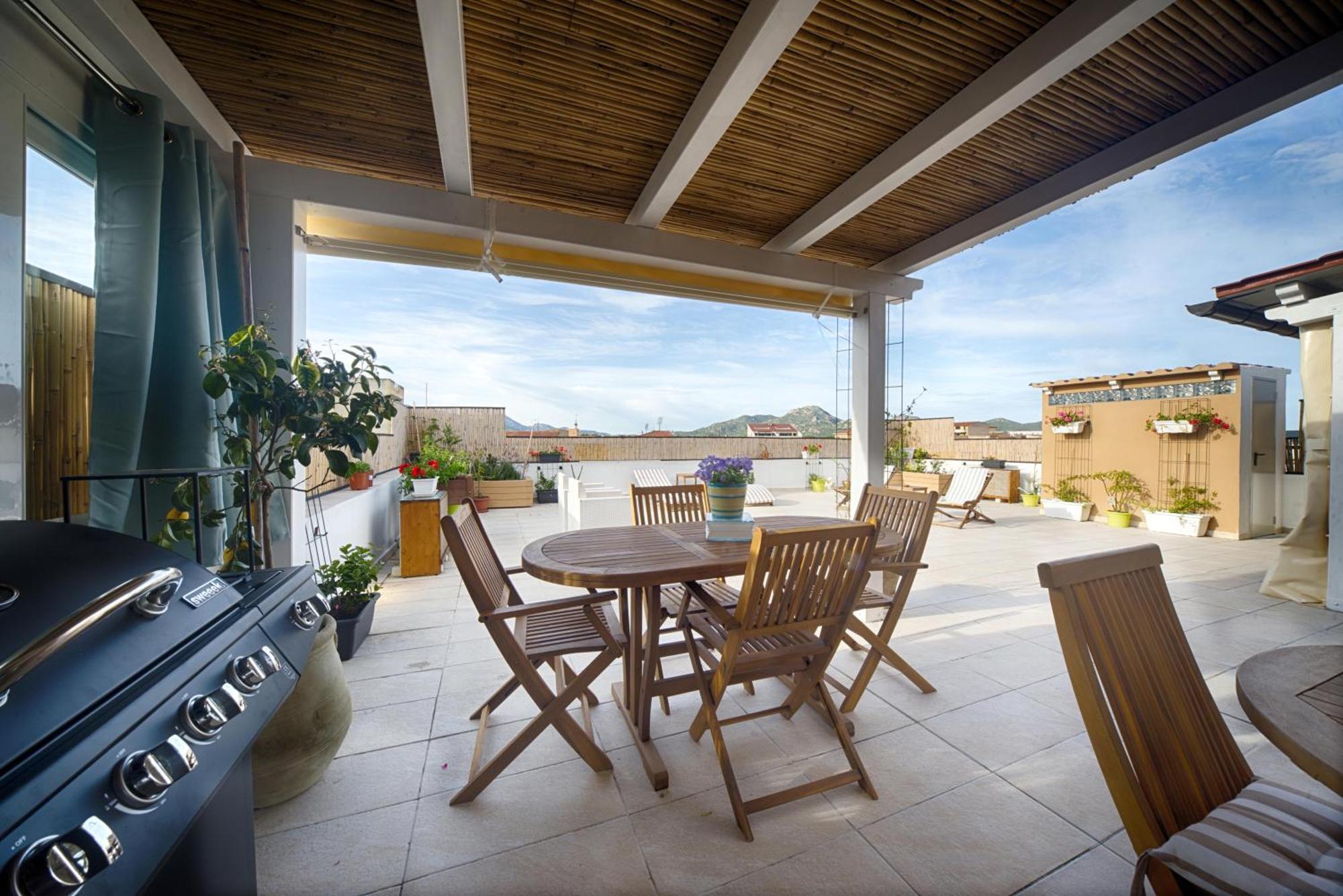 Terrace Rooms Olbia Center ภายนอก รูปภาพ